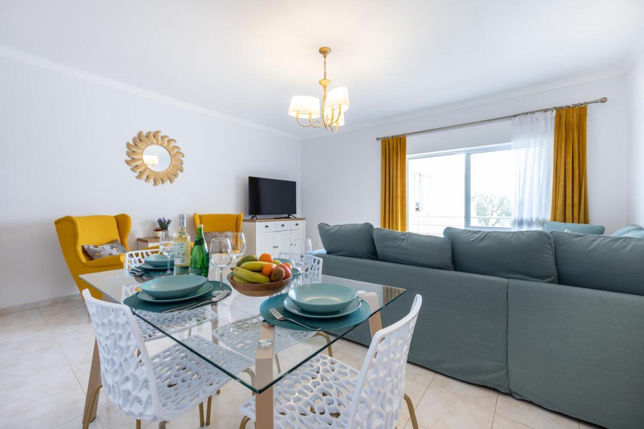 Stylish Seashore Apartment Lagos Exterior photo